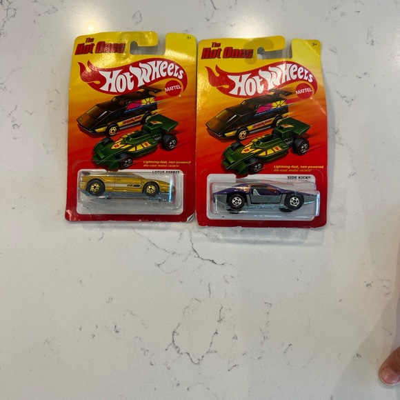 Hot Wheels Die-Cast Car Collection - Assorted Colors - Picture 3 of 10